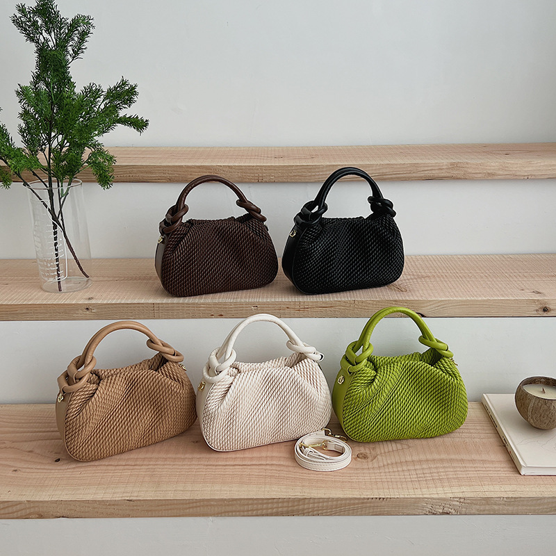 Cute Woven Handbag Magnetic Bu - Interior Design Style ulasan dan harga