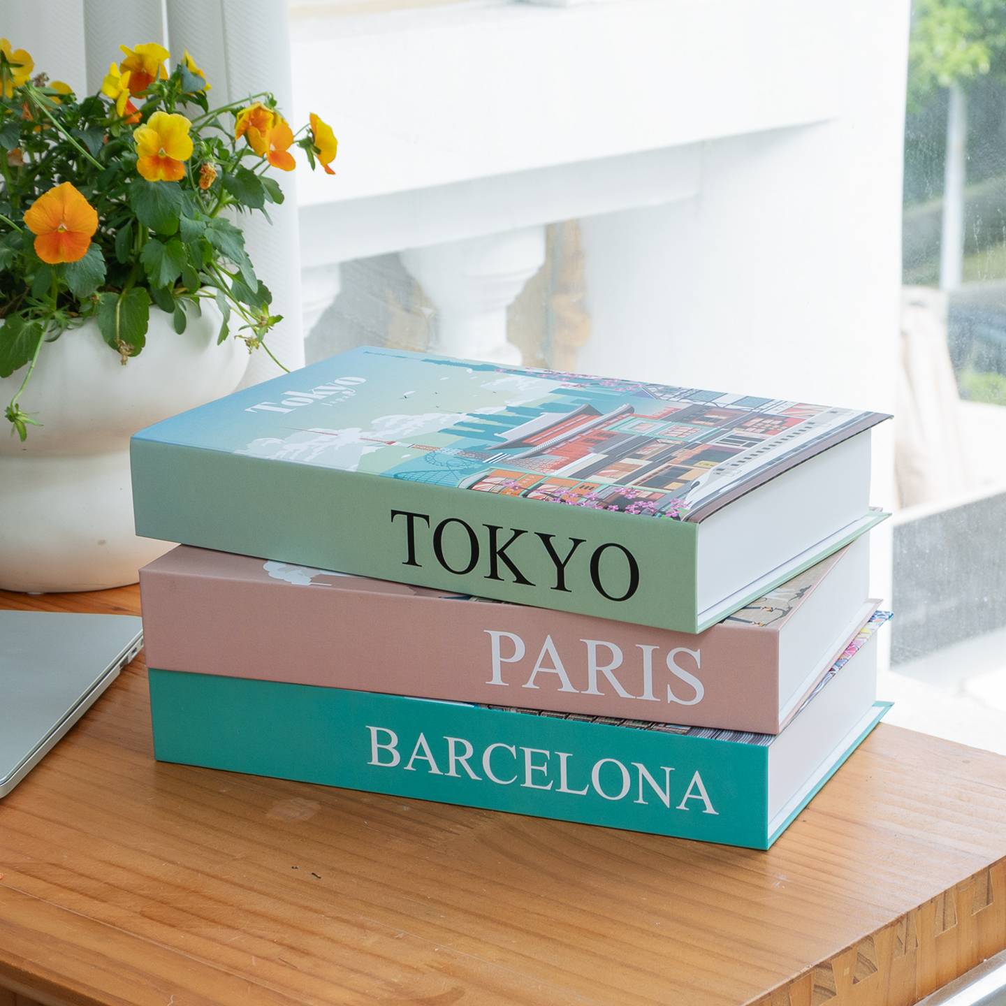 Paris New York London Luxury F - Interior Design New York ulasan dan harga